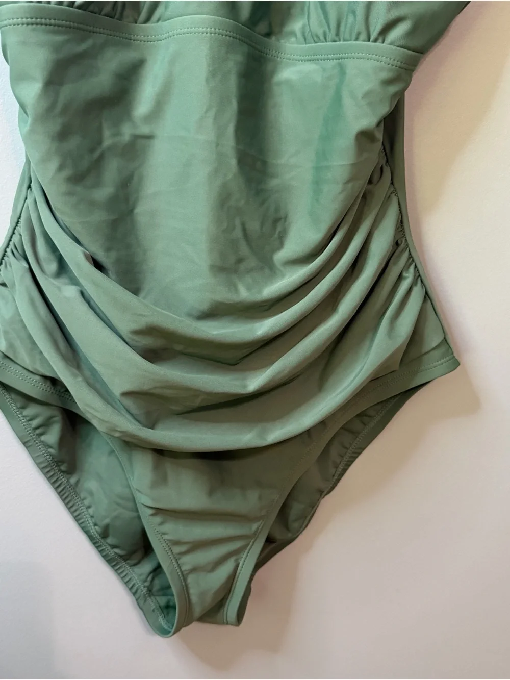 Ellen Tracy Green High Neck Ruched One Piece Swimsuit Size 12 Keyhole Front